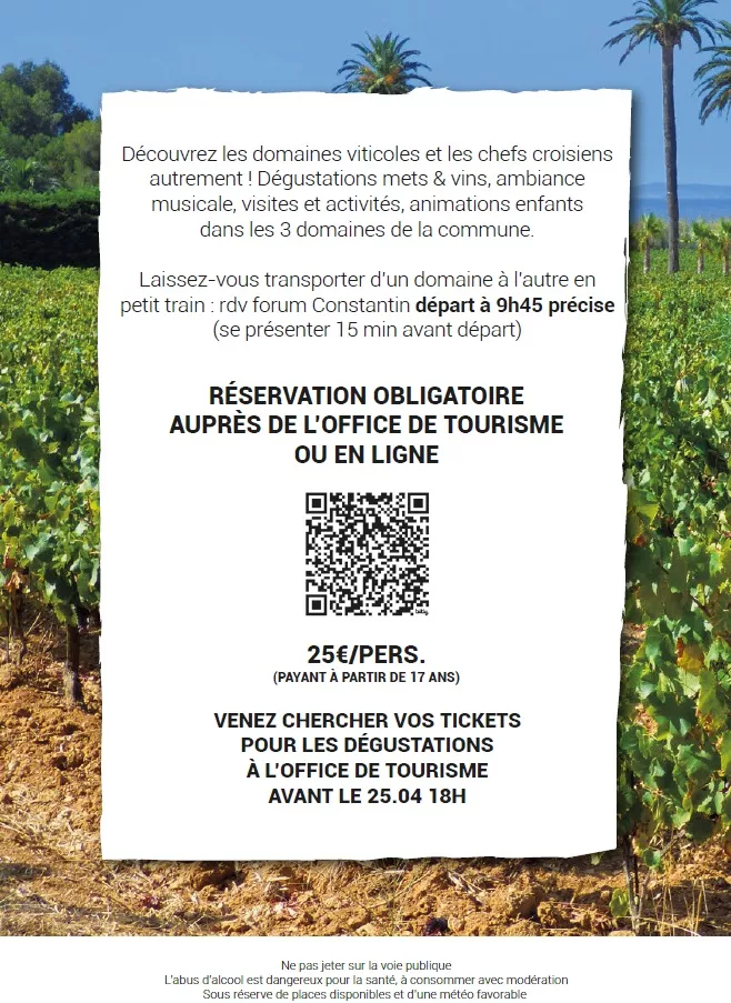 Explications des l'évènement Des Chefs dans les Vignes avec informations tel que prix et QR code. Le texte est noir sur un grand rectangle blanc. Sur le fond de la brochure il y a une photo des vignes avec des palmiers et la mer et le ciel bleu en fond.