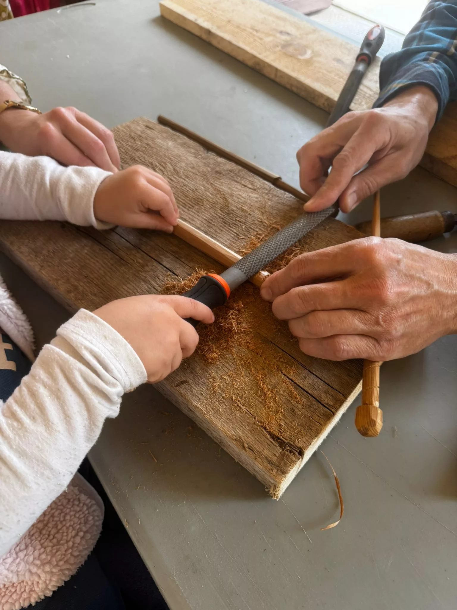 pichoun hiver 2025 baguette magique bois
